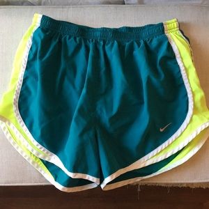 Women’s Nike tempo running shorts